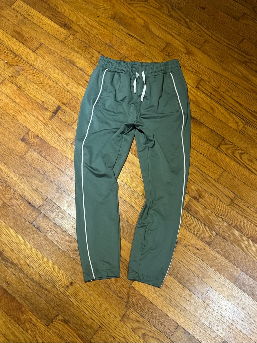 Gymshark Women’s Green Striped Joggers (M)